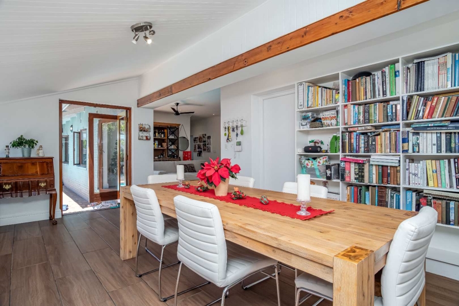 3 Bedroom Property for Sale in Beach Estate Western Cape